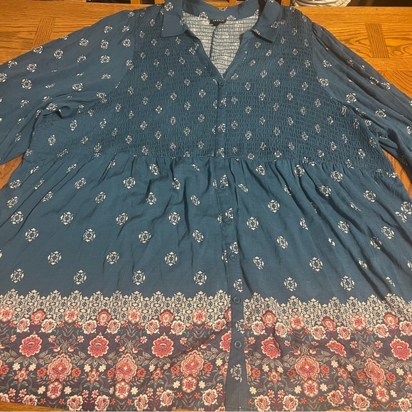 Torrid Women's Plus Babydoll Rayon Slub Smocked Button-Front Tunic Top 6X Boho - Picture 3 of 16